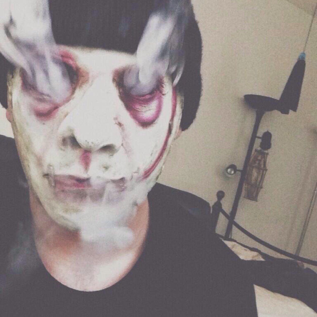 I hit more trees than a blind tarzan. / good vibes low eyes 

Follow main @fucckhunter