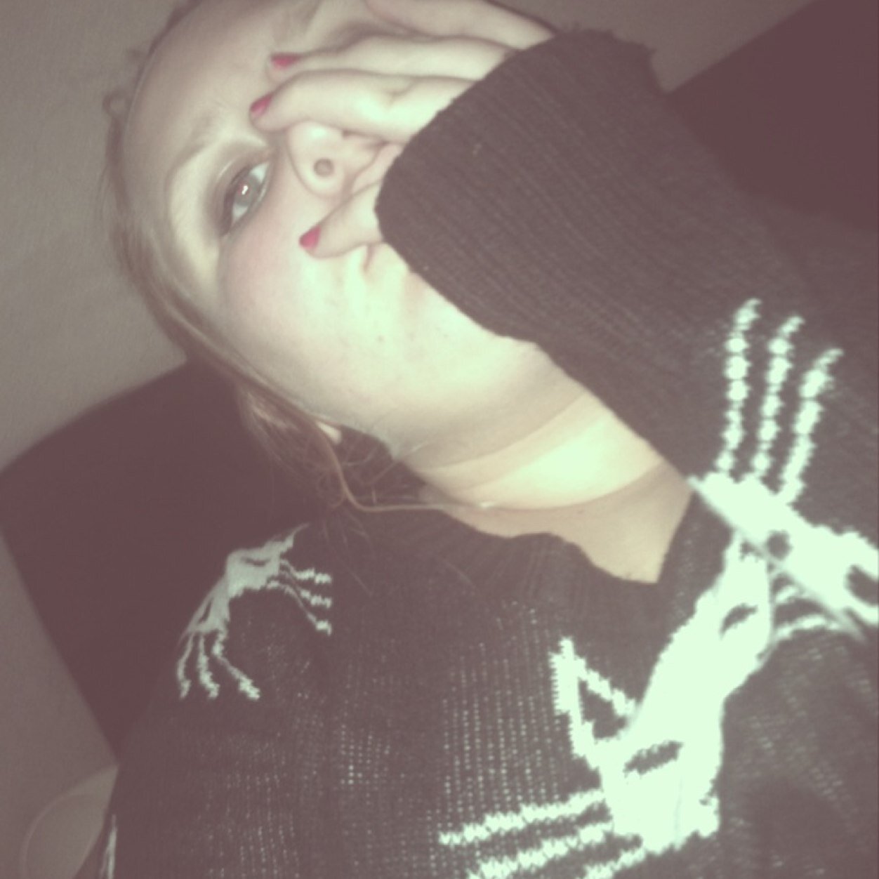 -One Direction. -The Janoskians are sex gods. -Shane Dawson life -YouTube Obsessed -5sos -DEMI IS QUEEN