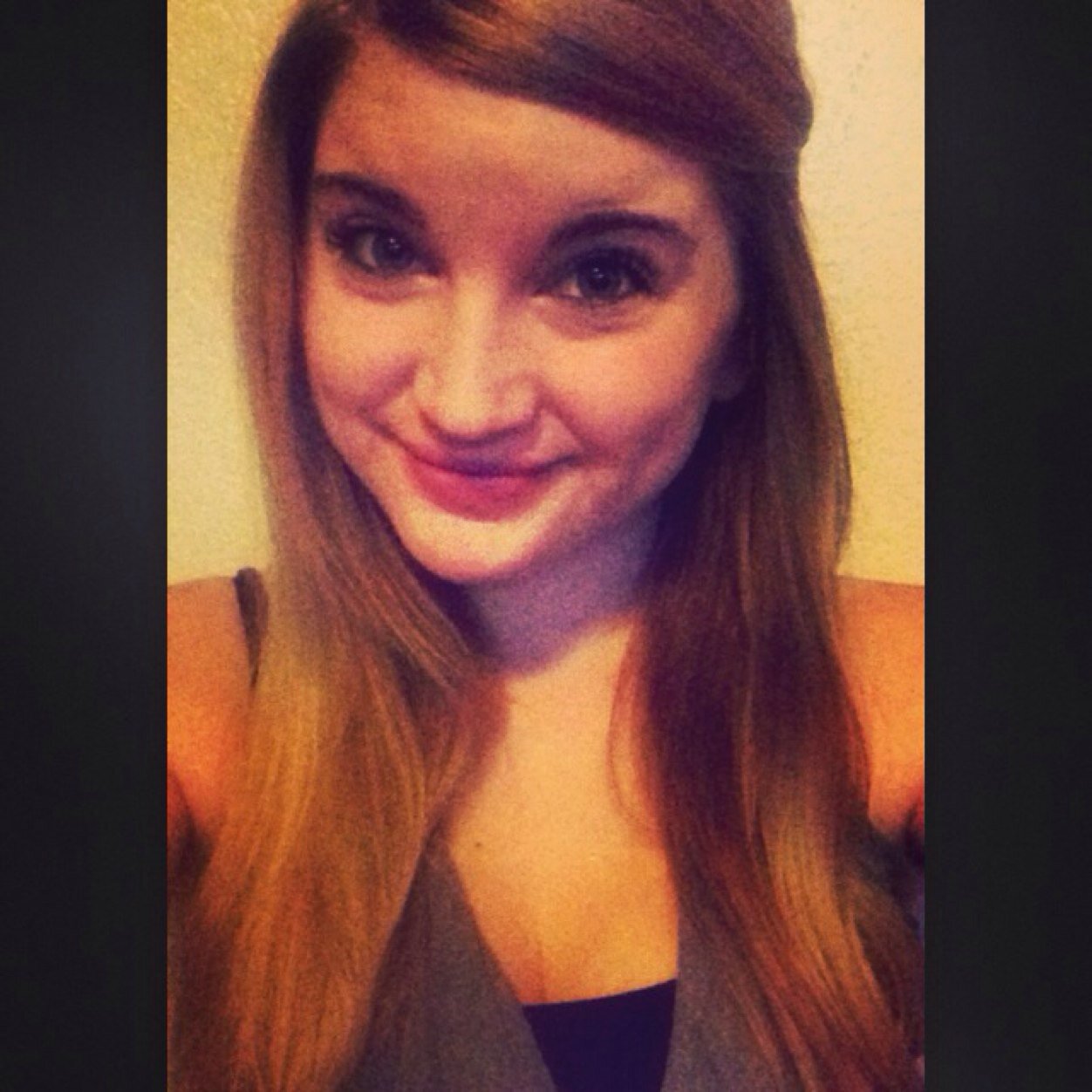 paulasgiraffe's profile picture. 