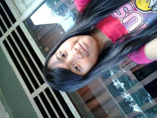 aq ingin membhgiakn ortu| kk, atau pun shbt2 q| mnrt q mrka adlh yg plng bsa ngrtiin prsaan q |