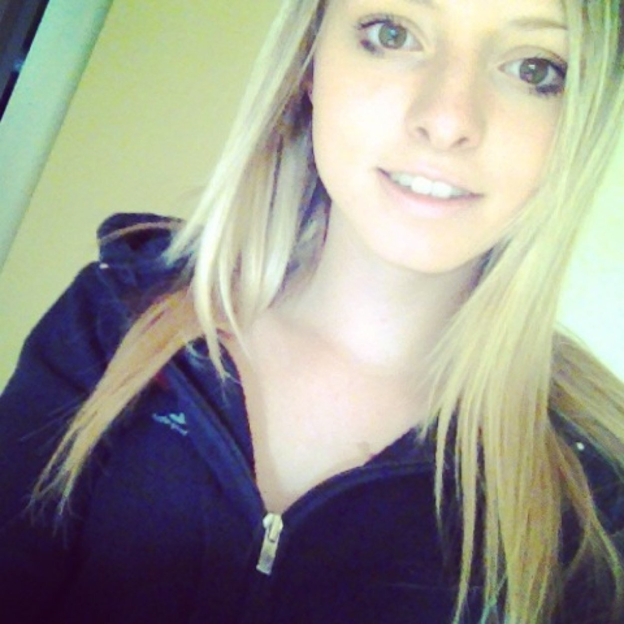 taaescherer's profile picture. lifes very short and there's no time for fussing and fighting, my friend.