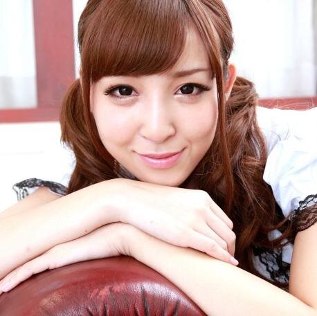 Hi. I'm Japanese. And I post Japanese beautiful girls pictures every day.