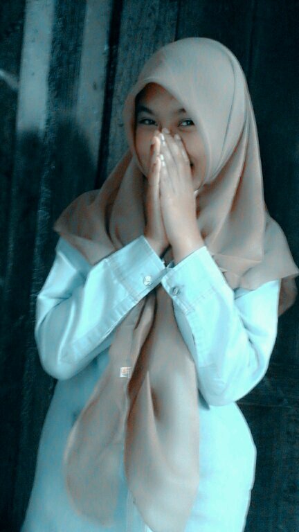 YenimayasariMs's profile picture. 