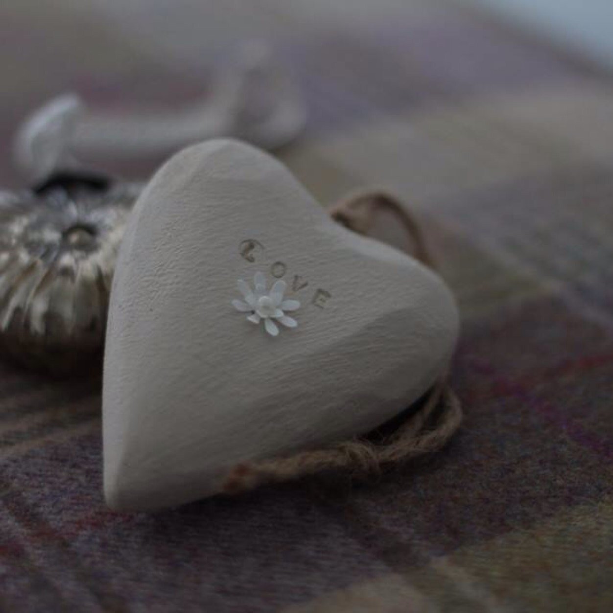 Beautiful paper art - all hand-created, personalised and bespoke designs ...the perfect gift for a special person.  Based in Glasgow, Scotland