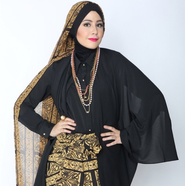 Assalamualaikum, ini ig resmi kami dari Fashion Line  Risty Tagor 
Info & Pemesanan:
WA/SMS: +6287882425541
Working Hour: 09.00 - 17.00