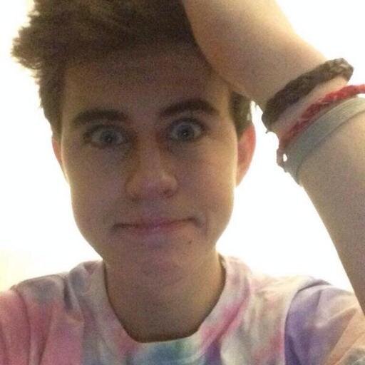 @4everMagconBoys SEGUE PLEASE ? https://t.co/2qkBMR1r2D CURTE PLEASE ?