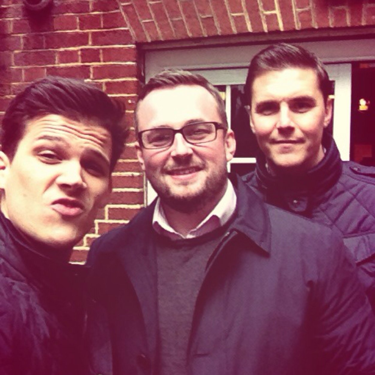 GarethJ1927's profile picture. gent,music lover,art lover,believer and living forever.