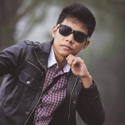 Officialjoel01's profile picture. FACEBOOK : joelmabansay@yahoo.com INSTAGRAM : Joeldeguia BIRTHDATE : August 01 1995 || friend's #Naldozabrothers ||Basketball player || Keep calm and follow me