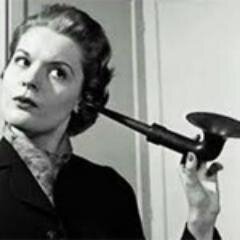 redactiegehoord's profile picture. Gehoord op de Nederlandse redacties. Retweets met max. 5 minuten vertraging. Door @schellevis