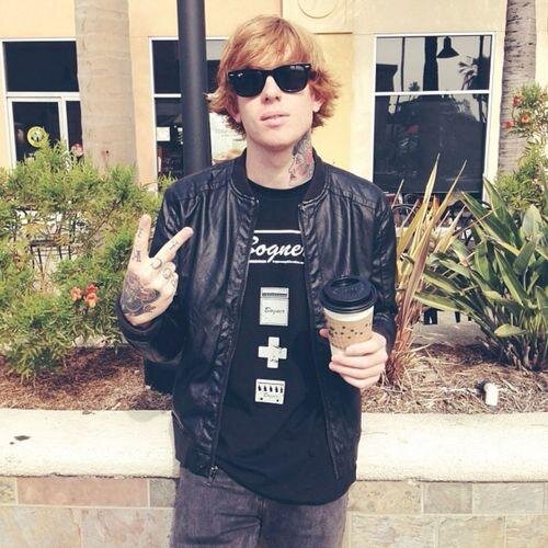 • saved for @dookieiero • free follow for homies •