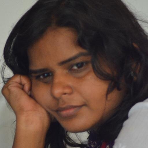 जीवन वैसा ही बन जाता है जैसा आप सोचते हैं , मानव  स्वयं का  निर्माता है...