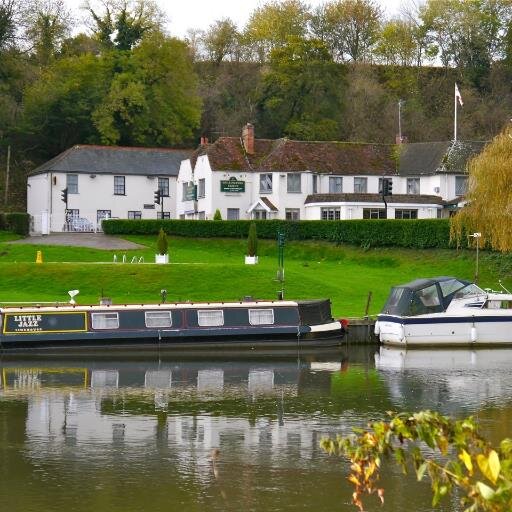 A modern contemporary hotel, whilst still in keeping with the traditional style of the building. Tastefully designed with beautiful furniture throughout