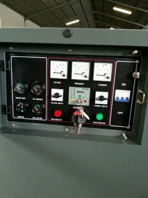 Pusat Penjualan Diesel Genset
Open Type & Silent Type Kap 8-2000 kva
Merk Perkins,Yanmar,Cummins,Volvo,Doosan,Lovol,foton
Hub.08128105635