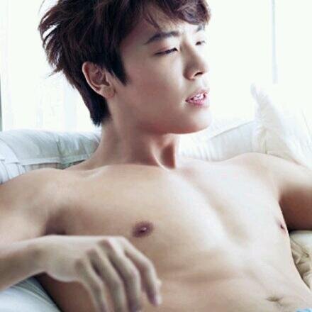 123_donghae's profile picture. Play? Dm babyyh#PlanetYadong #KaumHorny