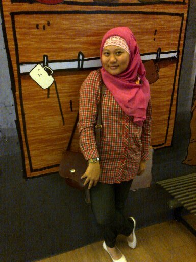 nisa2288's profile picture. alumni SMAN 4 JKT 2006