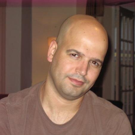 Family man. Small business owner. Entrepreneur. Former trader. Served in the military once #uranium #preciousmetals
