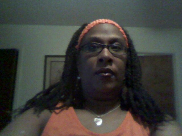 I'm a 38 year old mother of six and a wife I enjoy, reading, watching movies, going out to eat. I also enjoy spending time with family