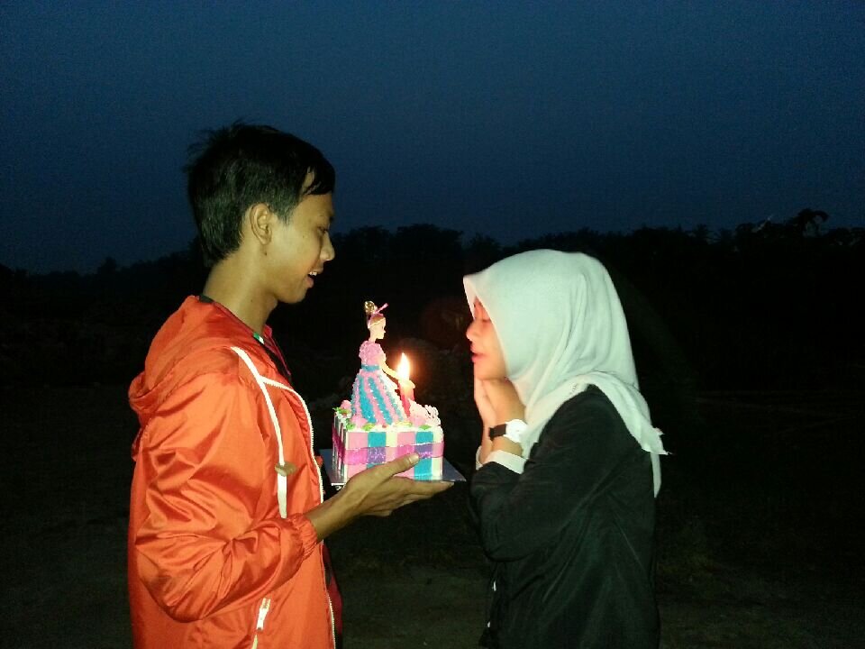 Sesungguhnya Shalat ku , Ibadah ku , Hidup dan Mati ku semua untuk اللّهُ Rabb Semesta Alam ☺