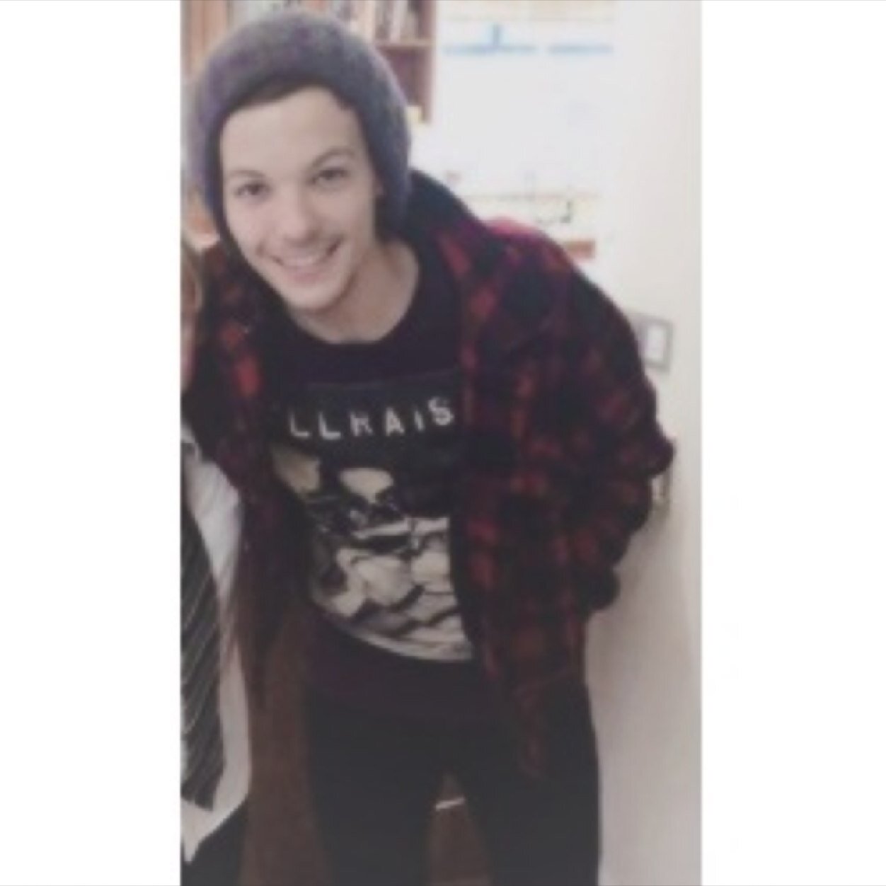 Just know that you will get your louis follow soon:) // @tomlinsjoint xx