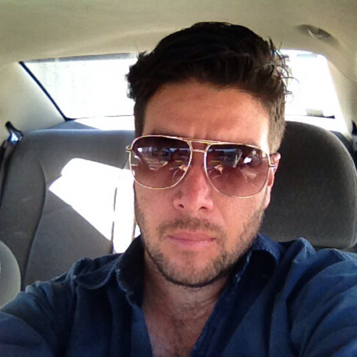 CrisJon's profile picture. 