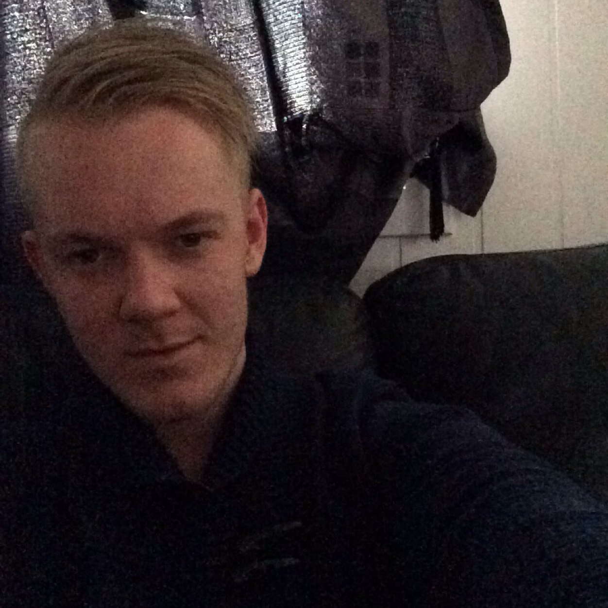 Går stort sett i fotball og hockey!
