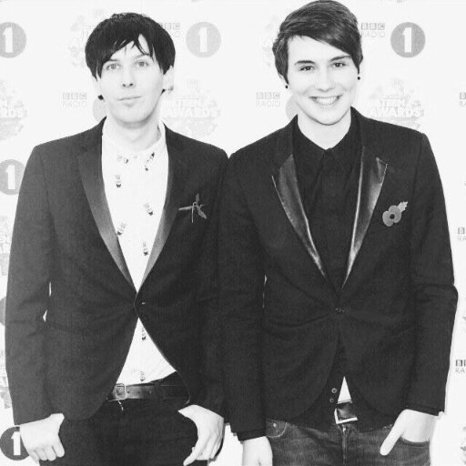 ♡ follow from @phanbubble for you lovlies ♡ *DONT FOLLOW THIS ACCOUNT* go follow @phanbubble ♡