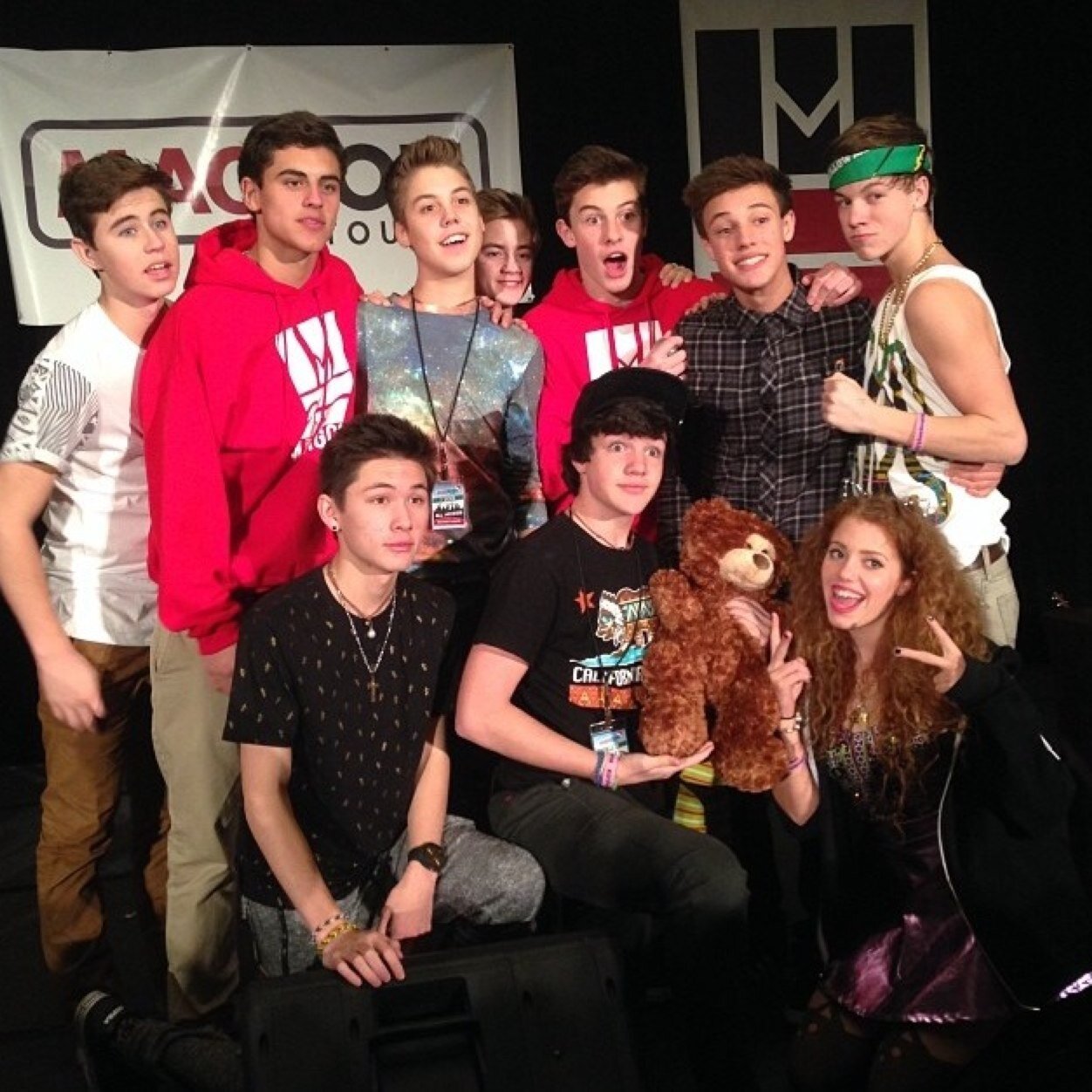 i tweet funny comments from the magcon boys’ ig photos enjoy