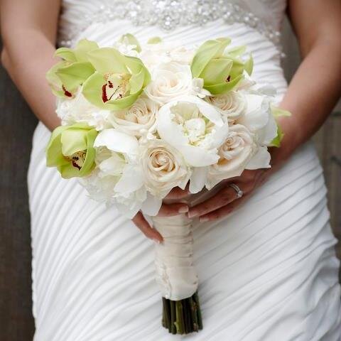 Flowers, Décor, Invitations, Bombonieri and more for all your occasions! Wedding, Engagement, Shower, Baptism, Communion, Confirmation, Corporate & more!