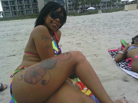 divaready's profile picture. 