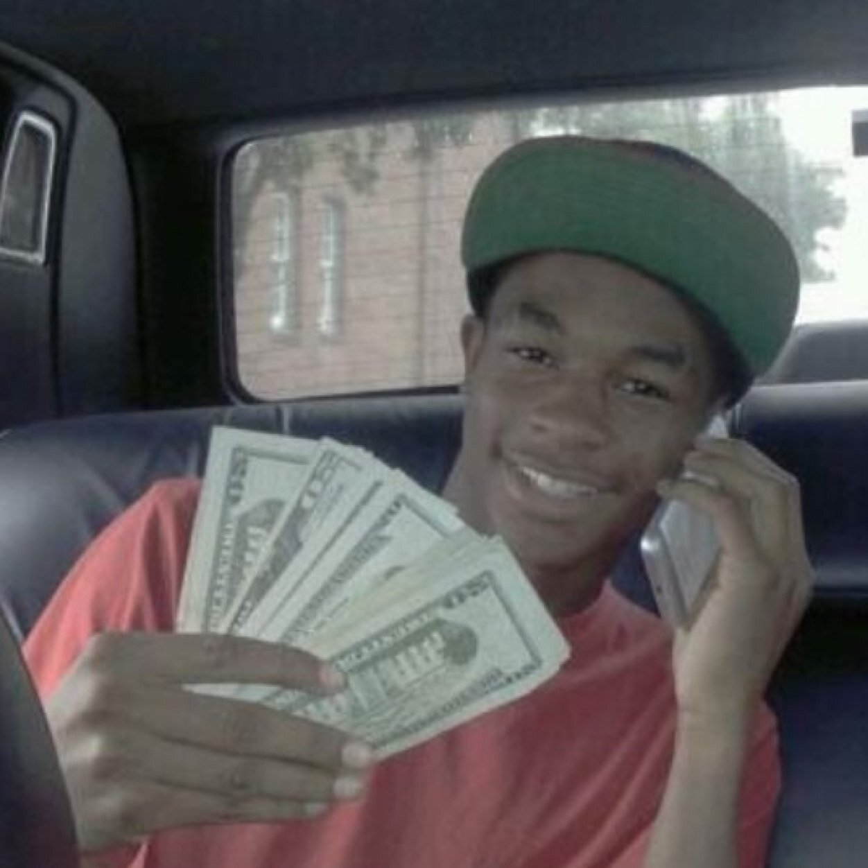 FOLLOW ME & i'll FOLLOW BCK....