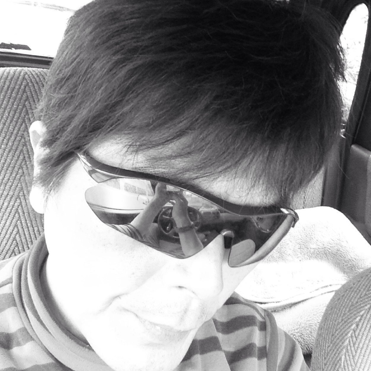 rsducati's profile picture. クルマとバイクとロック・ミュージック。この国の劣化した統治システムとメディアは変えなければ、後世にパス出来ませんよね。