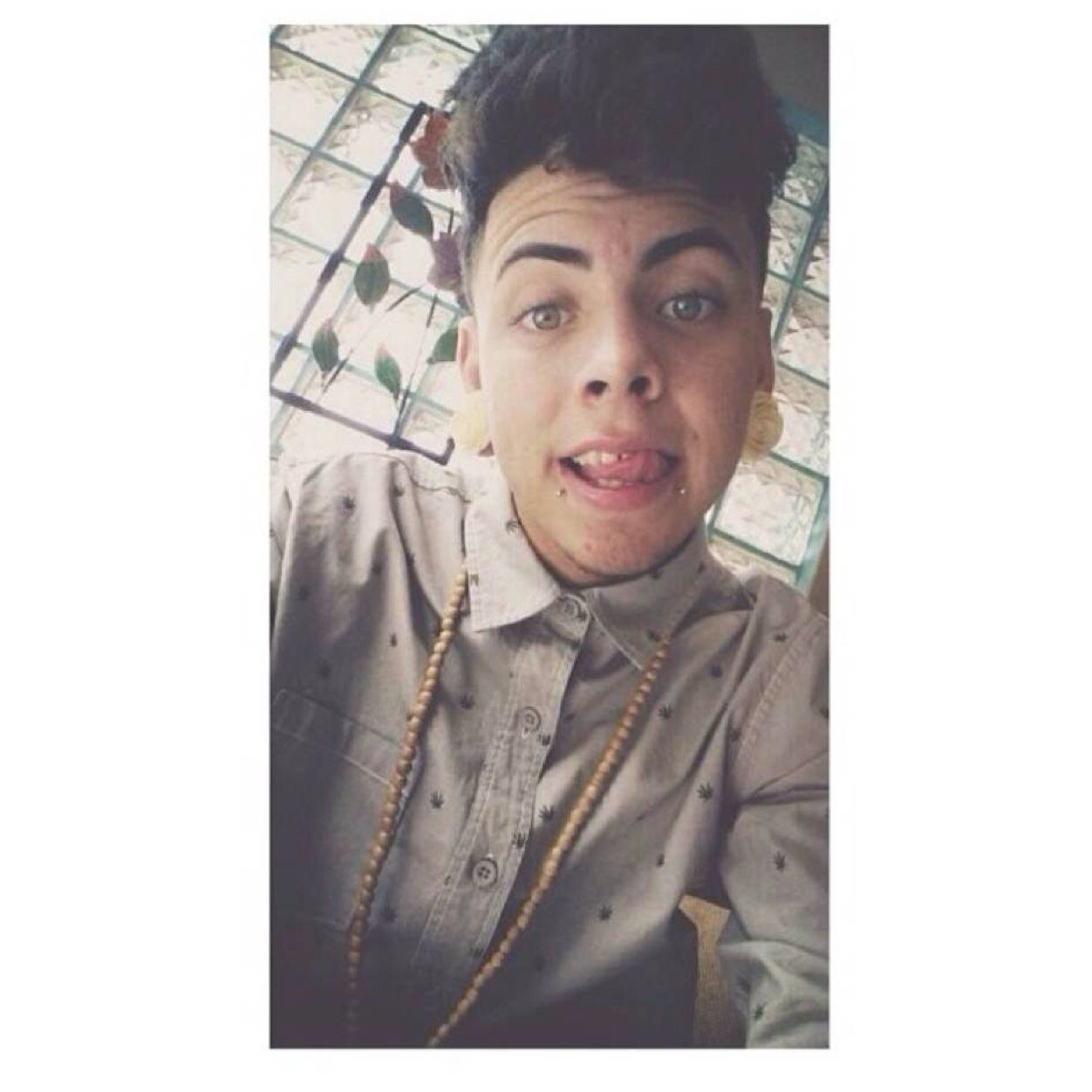 Hablame por kik .  Snackbakskate.