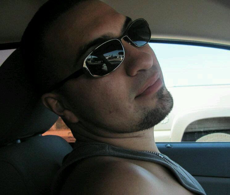 AzraelOrdaz's profile picture. 