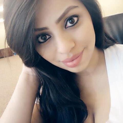 Disfrutando de la vida,  Trabajo y Estudio:) Ex Presentadora de Deportes en cadena Mun2 EEUU.  ( Si me tratas bien, te tratare mejor)
