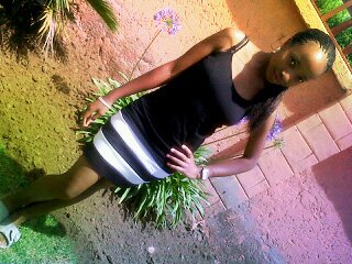I'm a loud people person who loves a good laugh and dislike people who pretending.