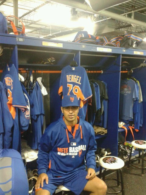 v_rengel's profile picture. todo esta en tus manos mi DIOS