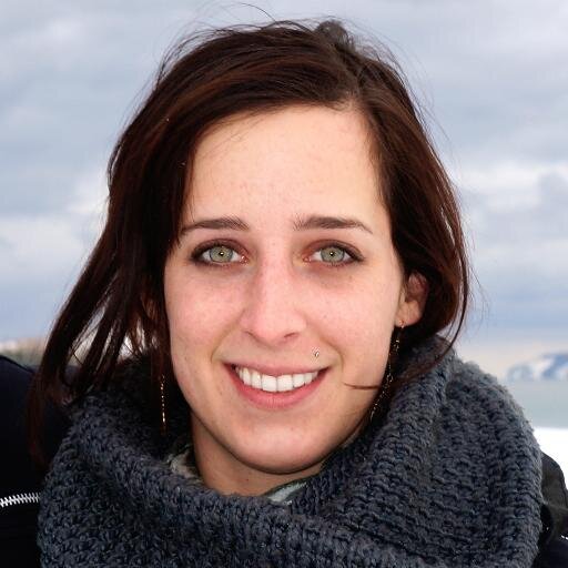 Designer, Coffee Enthusiast & Lady of Leisure.