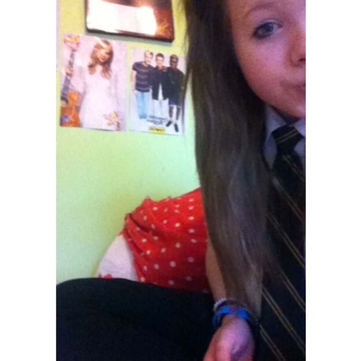 Hey ✌️KatieDunn ✌️ instagram: Lucy_rebekahxo ✌️