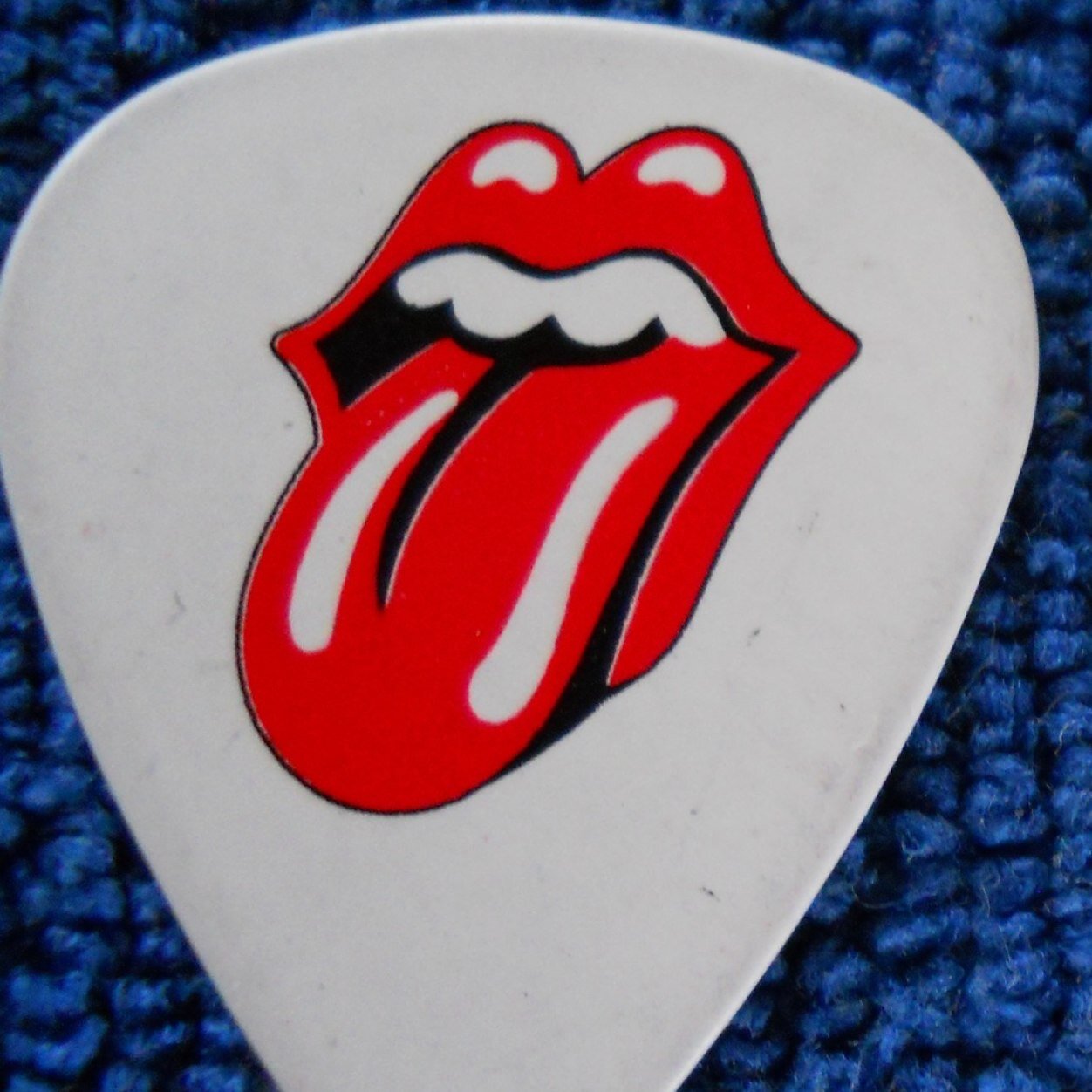 Tweeting images of rare and precious Rolling Stones collectibles. For and by fans and collectors.