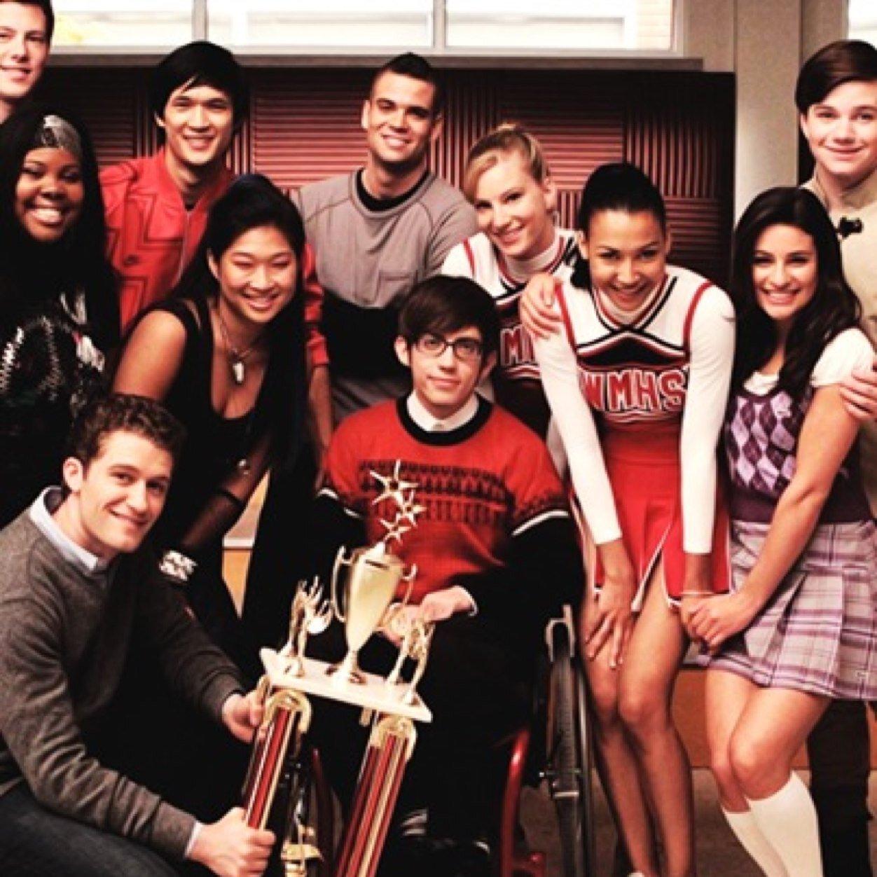 rolgleeRFESP's profile picture. ¡El Mejor Rol de Glee! temporada libre ·horario español· Ocupados en galeria· Libres en FAV· Normas en TL