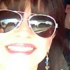 Wife, Mommy, Saints fan, Devoted to Jesus!