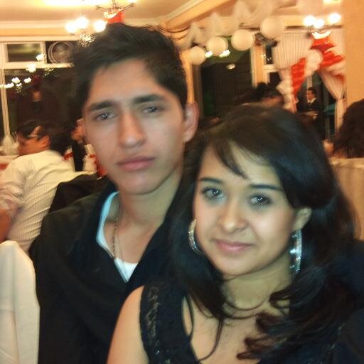 me encanta bailar, cantar, salir a divertirme,
