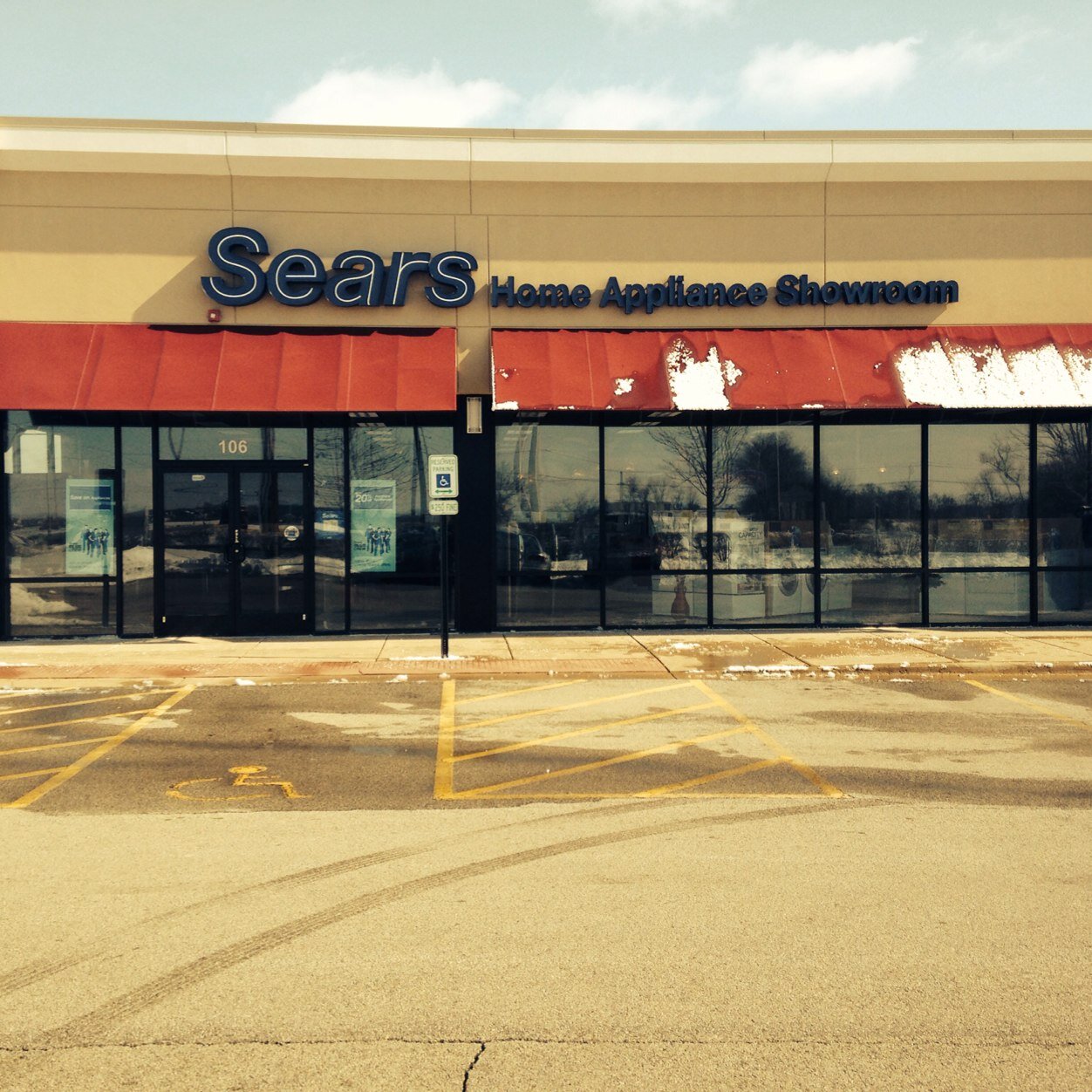 SearsNAurora106's profile picture. North Aurora's Appliance Showroom. Locally Owned. Fox Valley's leading Appliance Store