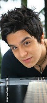 amo o luan santana gosto das musicas dele e sou muito fã