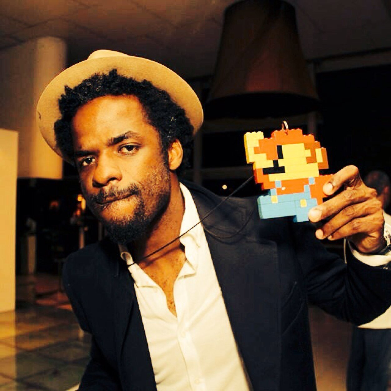 Angola artist based in Luanda and Nice