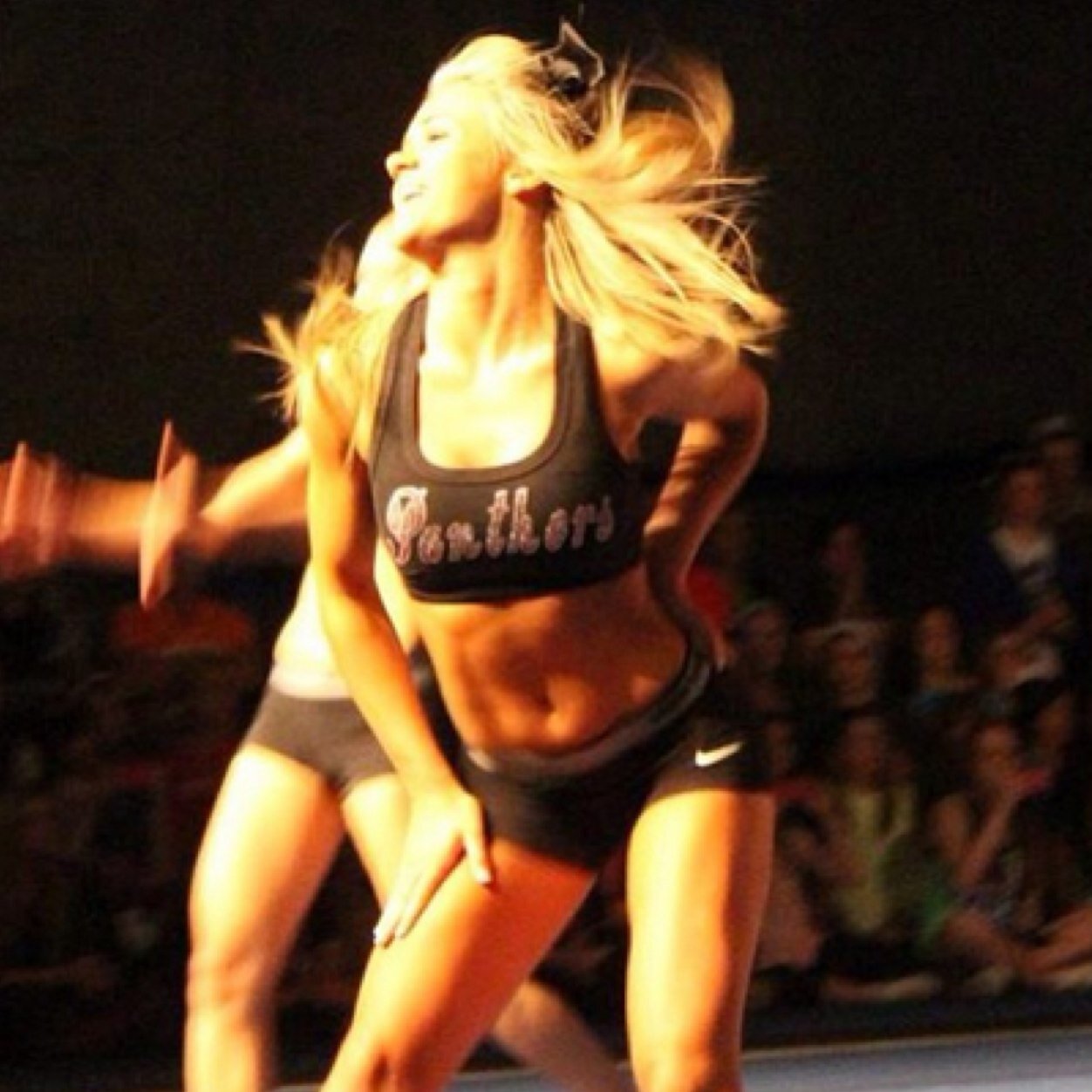 ✨ Oh. My. God. Becky. Look at her stunt ✨