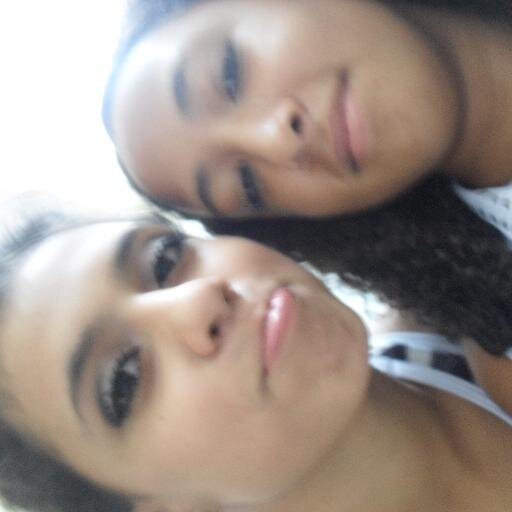 DaIrisnicoleda's profile picture. One direction é a minha praia sempre