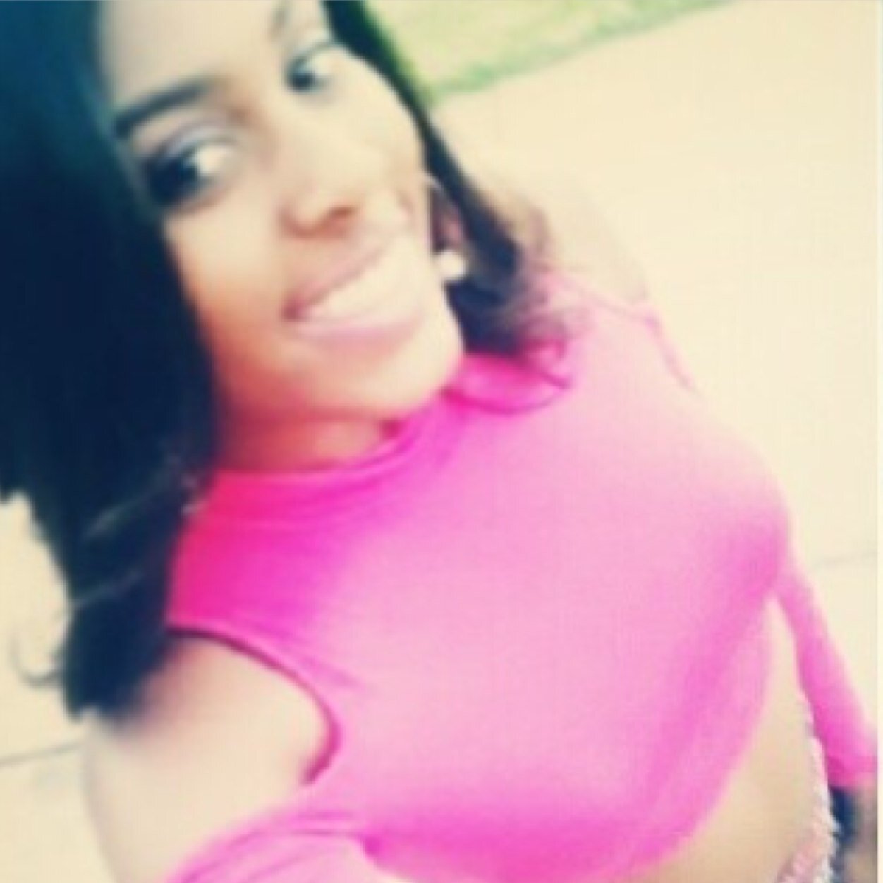 Hi , i ball or whatever!! My life, your Entertainment!! Follow mee... New twitter!!