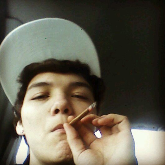 LilMunoz_'s profile picture. Can't trust a soul round here