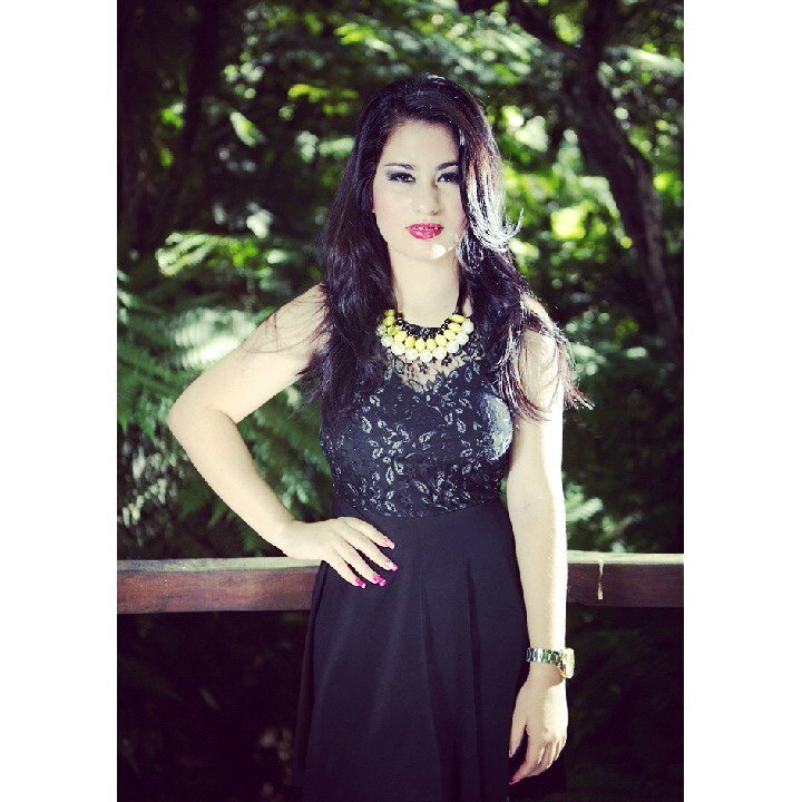 Insta: @fabiolaguiillen